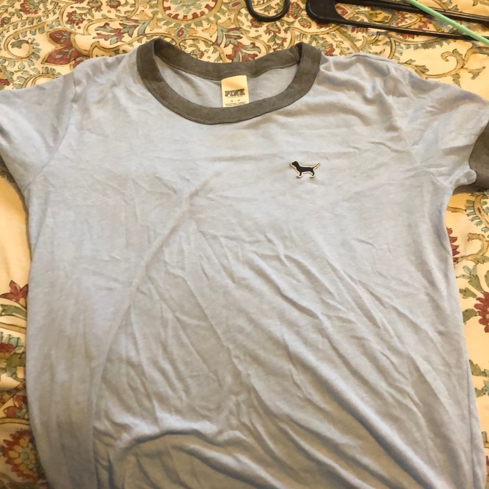 vs pink shirt